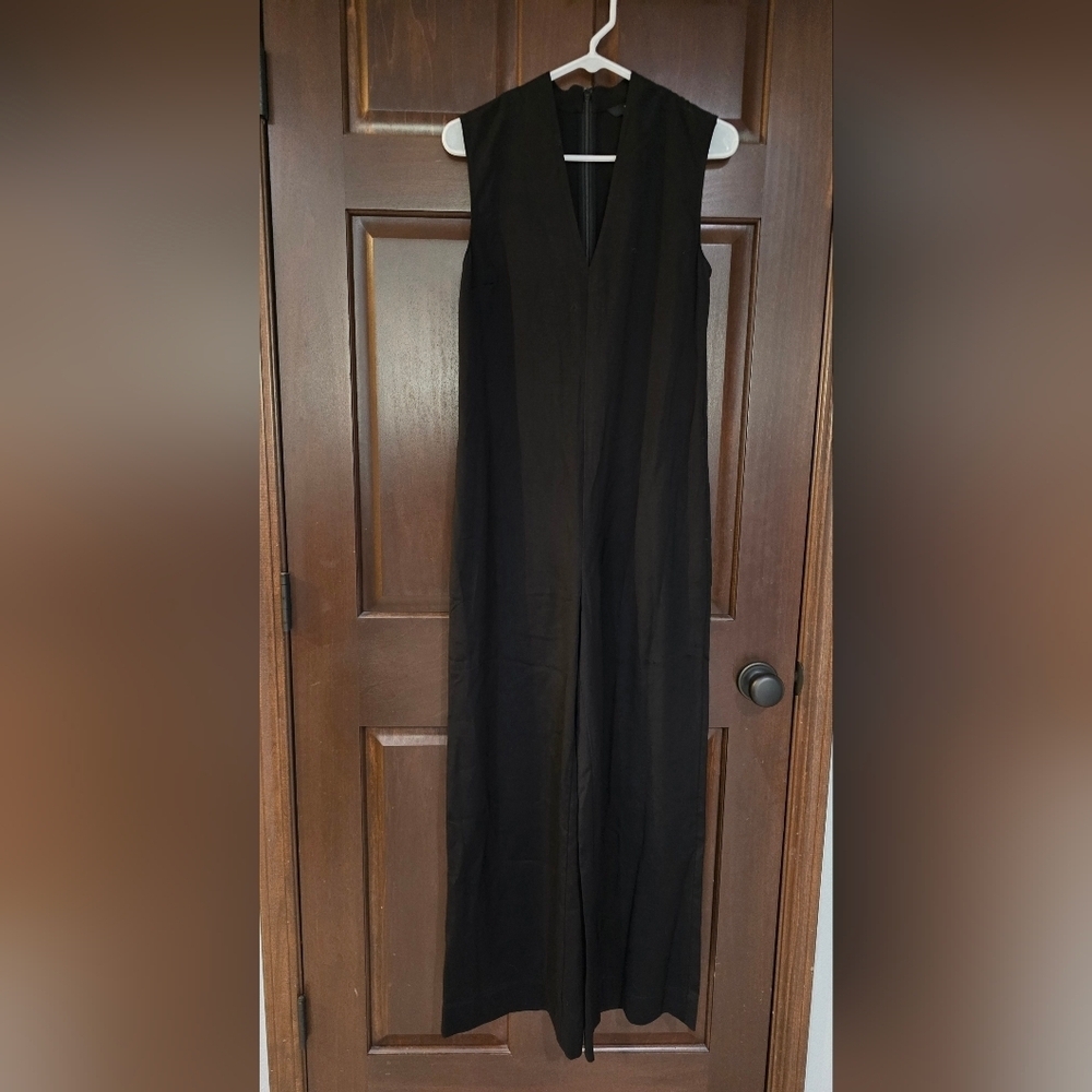 Banana Republic Women’s Black Jumpsuit Wide Leg Size: 2 NWT Business Sleeveless